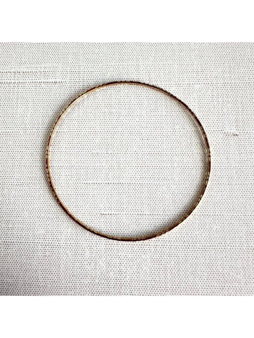 Vintage Gold Tone Diamond Cut Slim Bangle Bracelet Stacking Size 8 - Picture 4 of 7